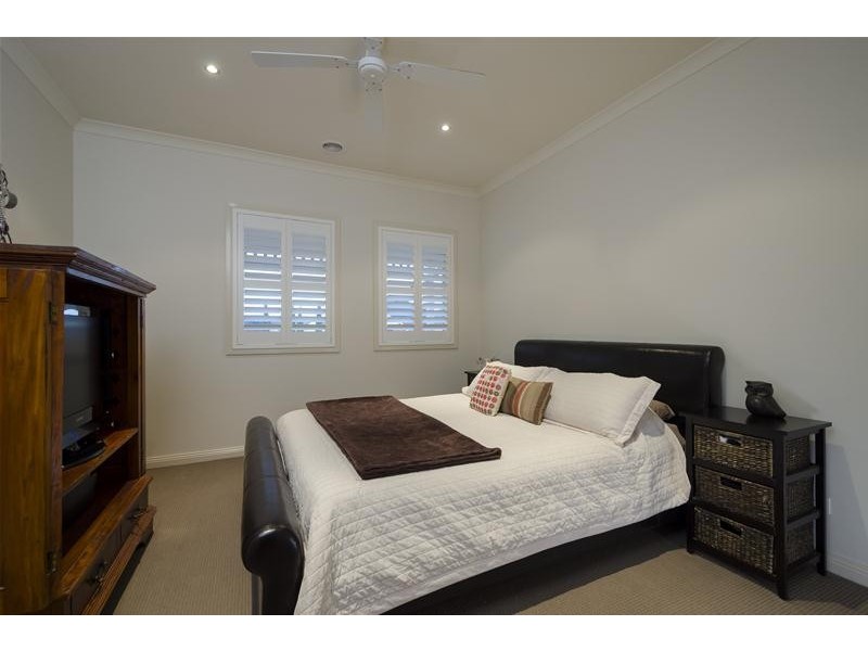 1 Hinkley Place, Werribee VIC 3030