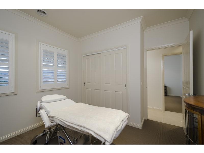 1 Hinkley Place, Werribee VIC 3030