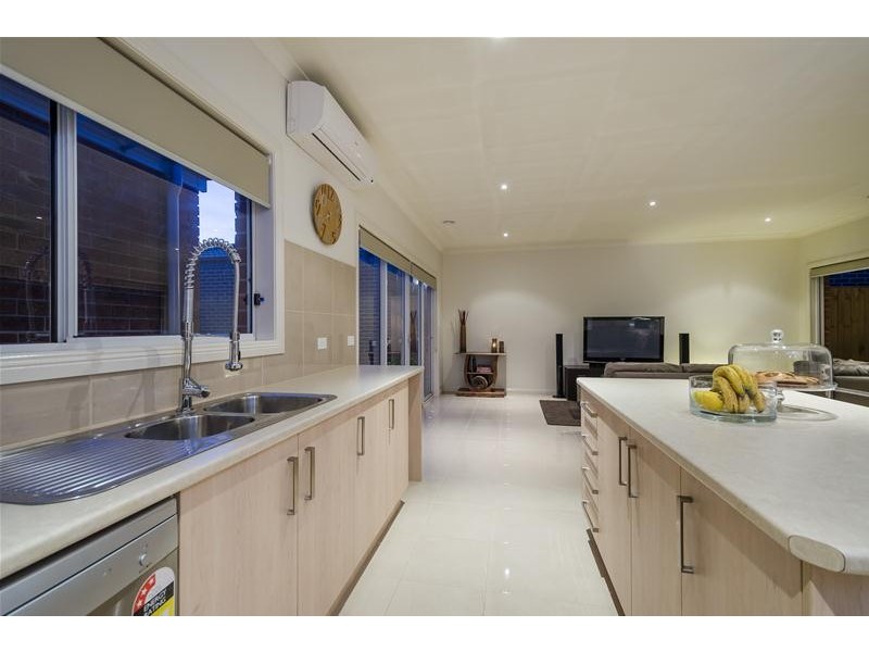 1 Hinkley Place, Werribee VIC 3030