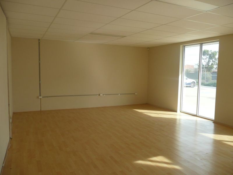 2/49-55 Riverside Ave, Werribee VIC 3030