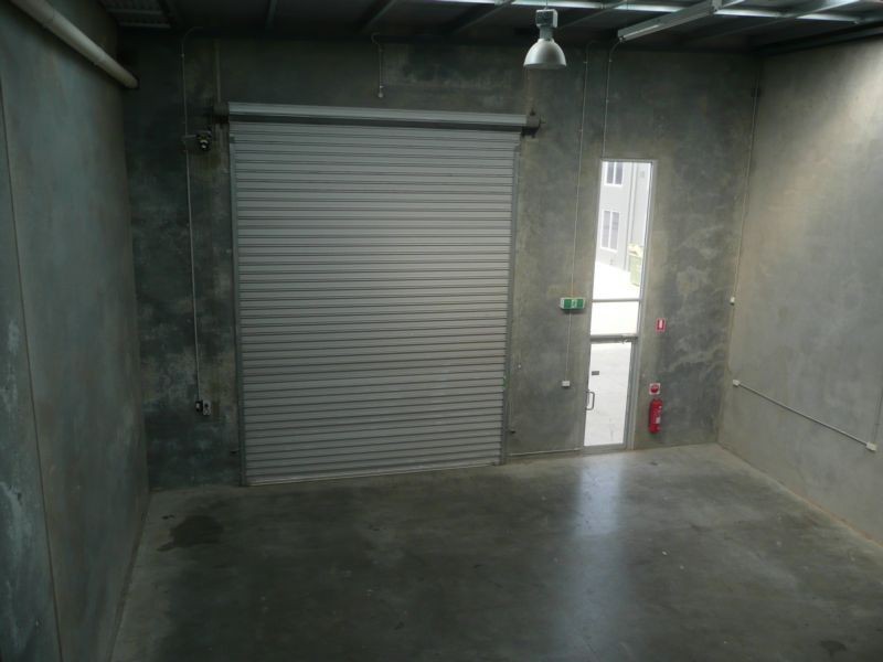 2/49-55 Riverside Ave, Werribee VIC 3030