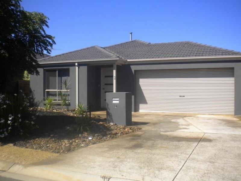 7 Christina Court, Werribee VIC 3030