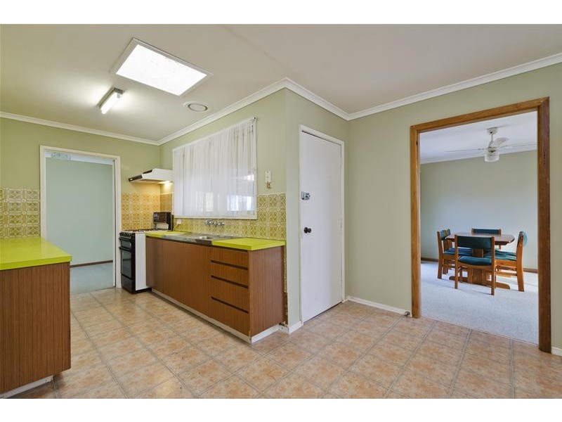 12 Malleehen Street, Werribee VIC 3030