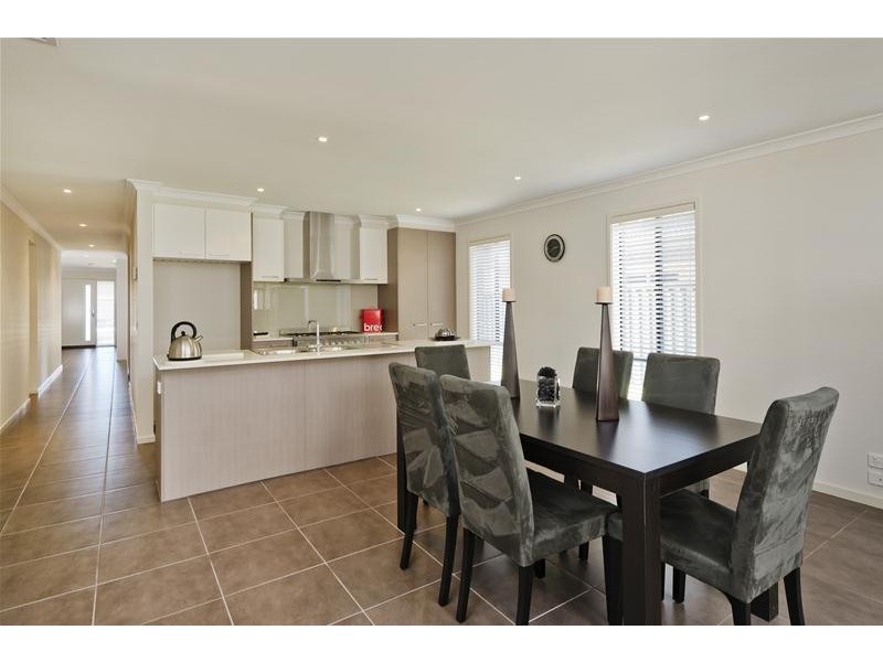 37 Weavers Street, Wyndham Vale VIC 3024