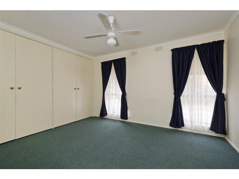 33 Smeaton Avenue, Hoppers Crossing VIC 3029