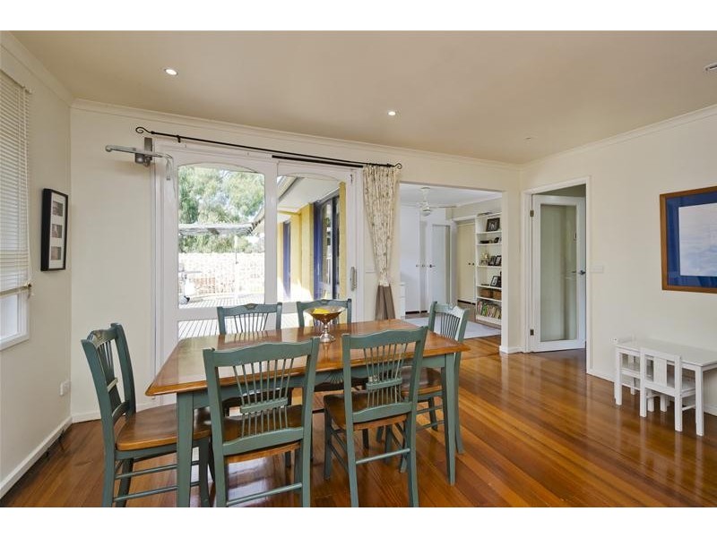 37 Stewart Drive, Werribee VIC 3030