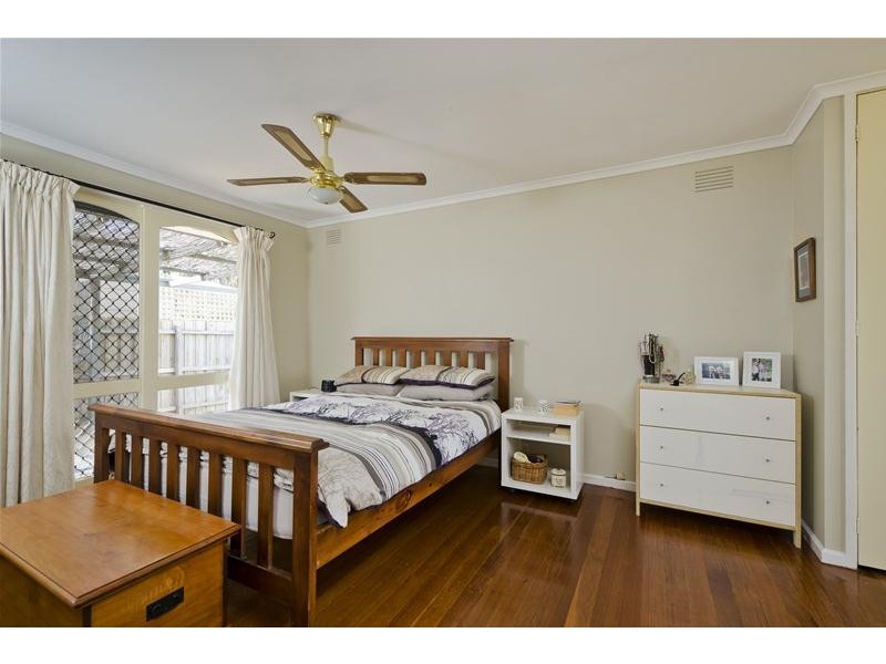 37 Stewart Drive, Werribee VIC 3030