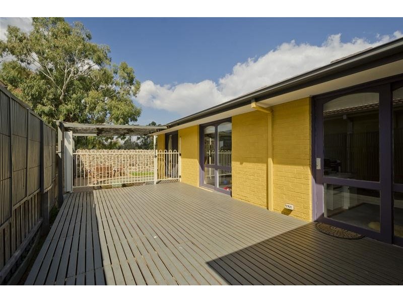37 Stewart Drive, Werribee VIC 3030