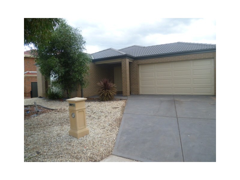 4 Mandora Grange, Tarneit VIC 3029