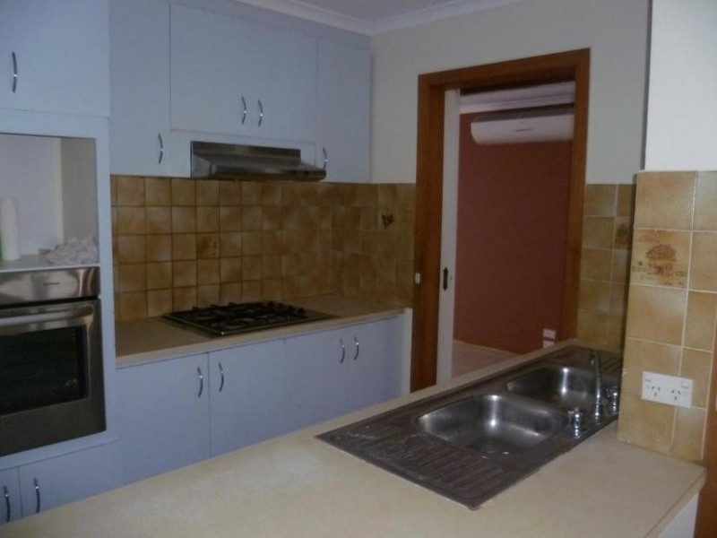 24 Strickland Avenue, Hoppers Crossing VIC 3029