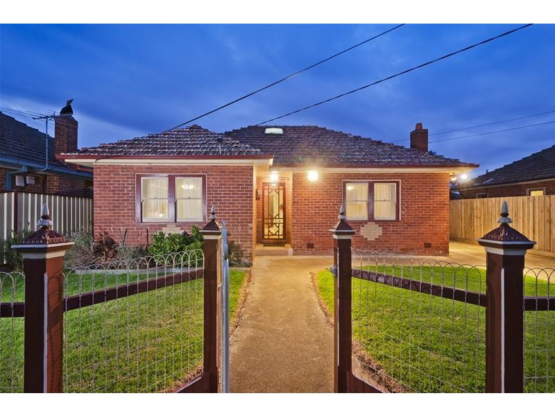 38 Carter Avenue, Werribee VIC 3030