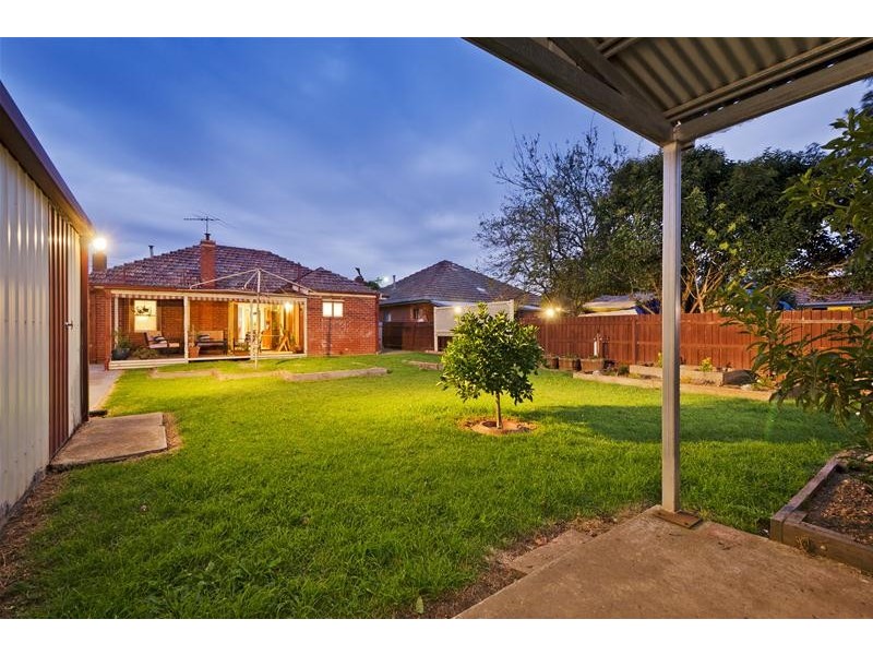 38 Carter Avenue, Werribee VIC 3030