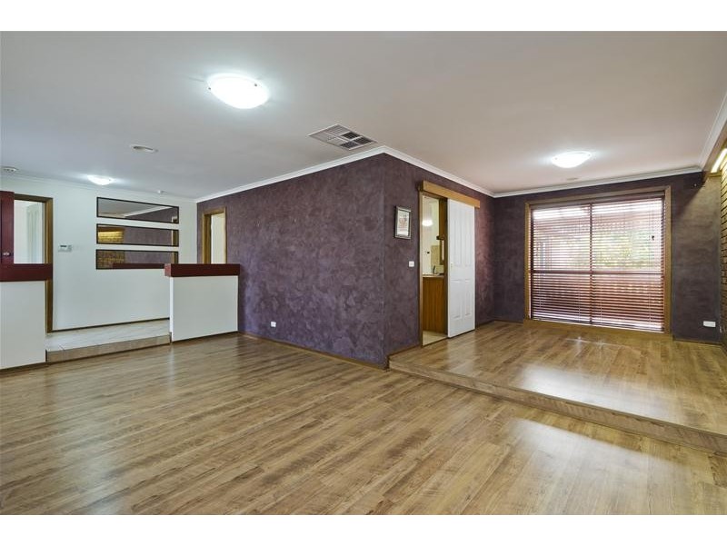 43 Westminster Drive, Werribee VIC 3030