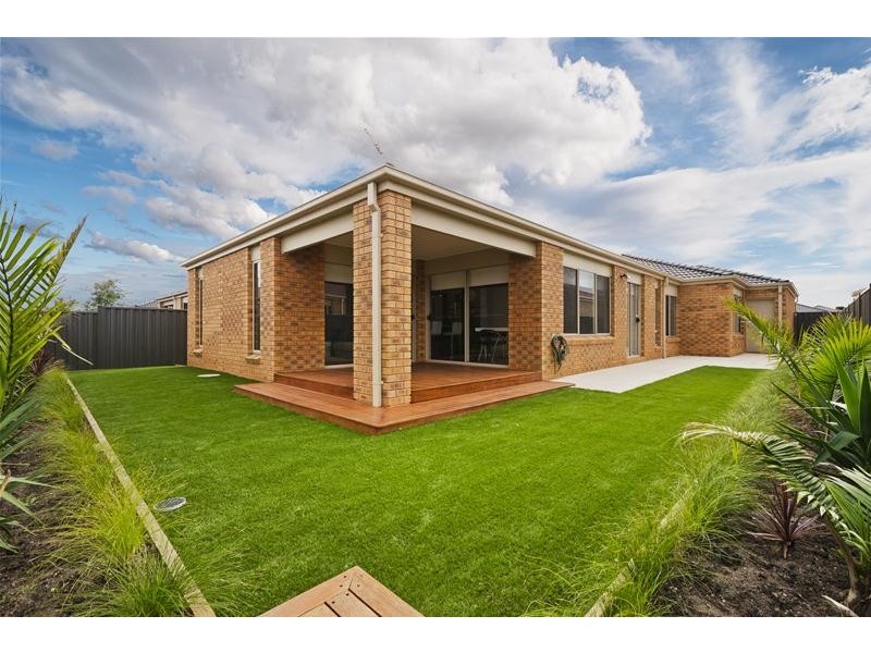 39 Kinglake Drive, Wyndham Vale VIC 3024