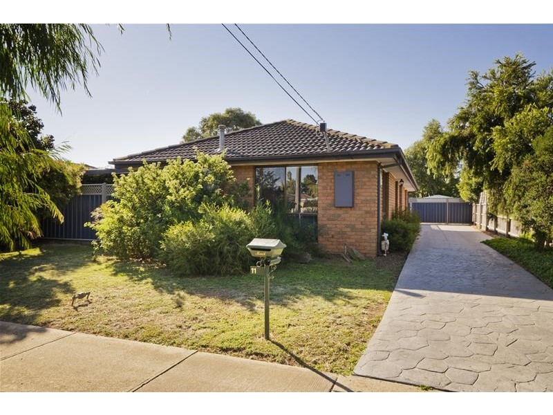 11 Illawong Grove, Werribee VIC 3030