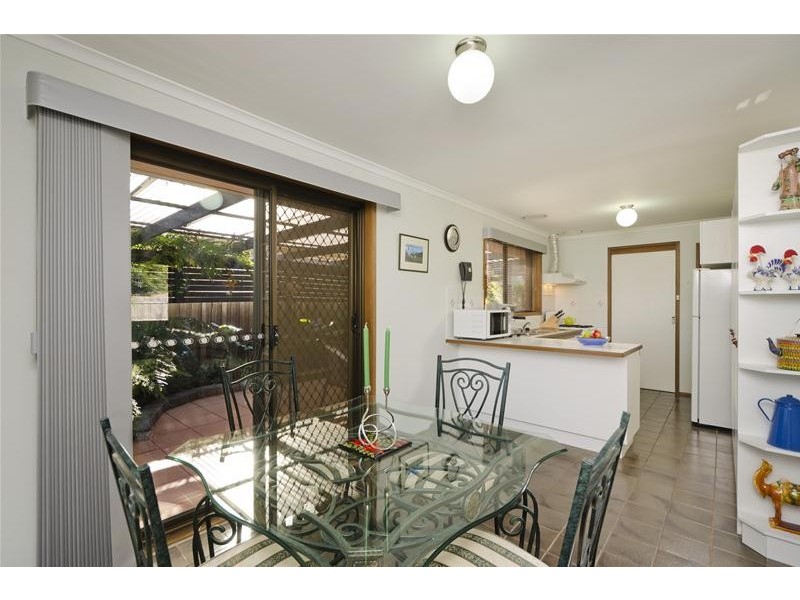 11 Illawong Grove, Werribee VIC 3030