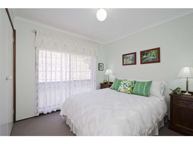 11 Illawong Grove, Werribee VIC 3030
