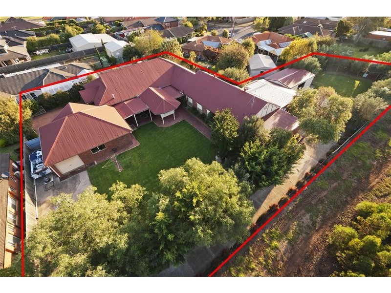 46 Willowtree Drive, Werribee VIC 3030