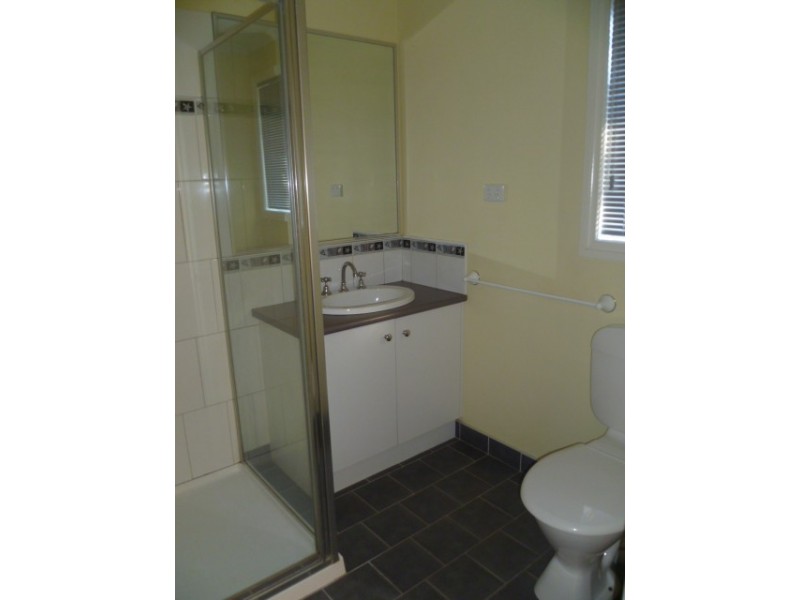 37 May Gibbs Circuit, Point Cook VIC 3030