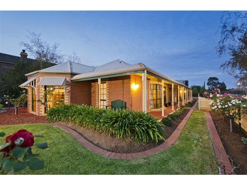 2 Willowtree Drive, Werribee VIC 3030