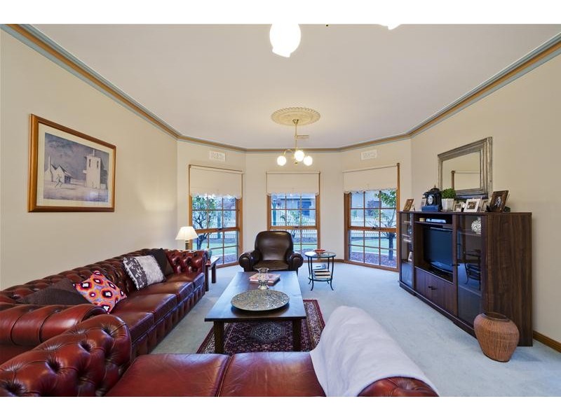 2 Willowtree Drive, Werribee VIC 3030