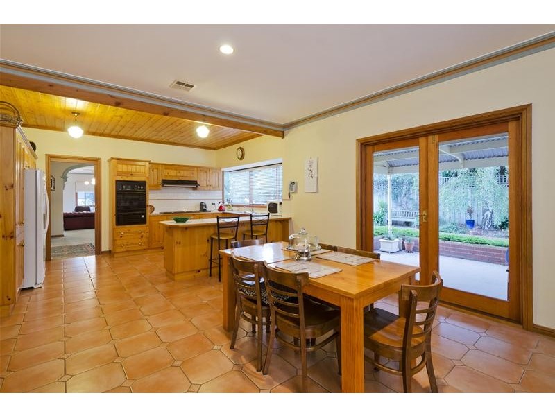 2 Willowtree Drive, Werribee VIC 3030