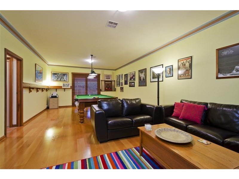 2 Willowtree Drive, Werribee VIC 3030