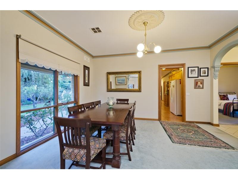 2 Willowtree Drive, Werribee VIC 3030