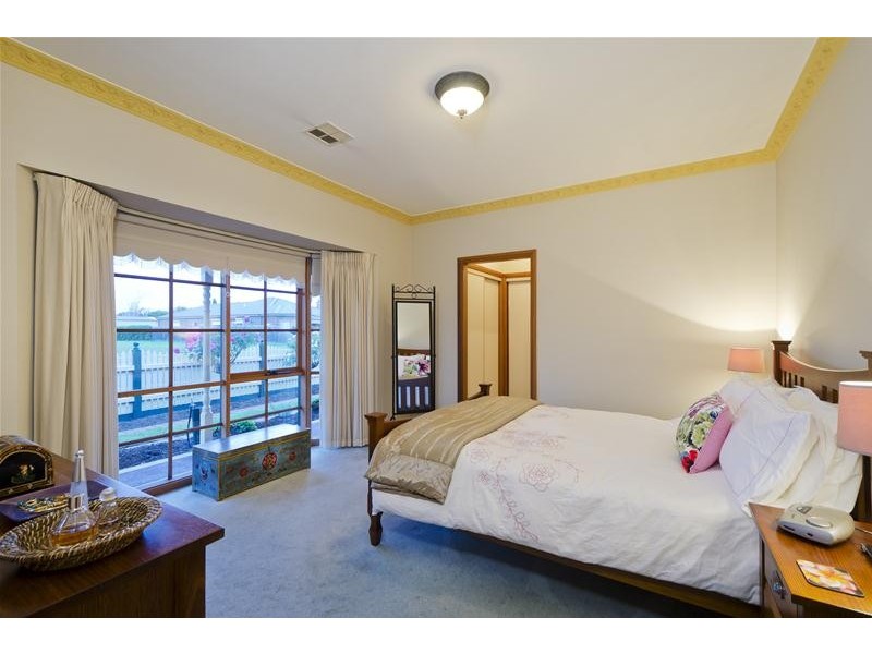 2 Willowtree Drive, Werribee VIC 3030