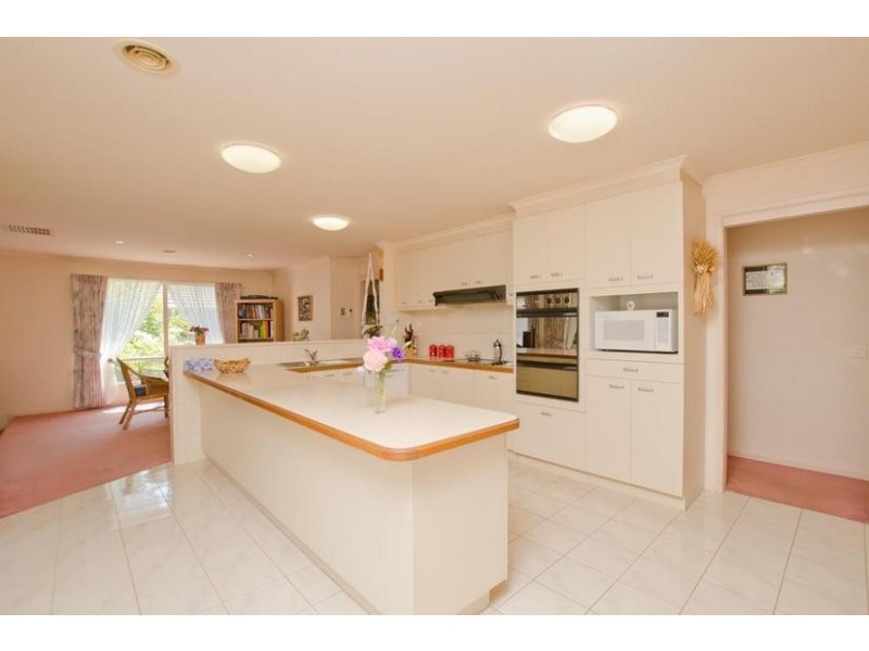11 Delta Crt, Werribee VIC 3030