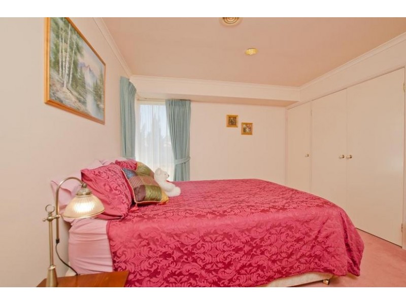 11 Delta Crt, Werribee VIC 3030
