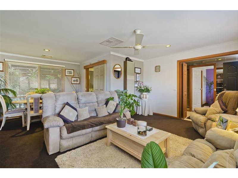 4 Acton Place, Wyndham Vale VIC 3024