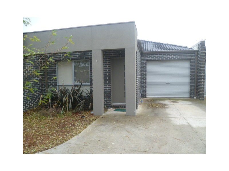 5/2-6 Anglia Court, Werribee VIC 3030