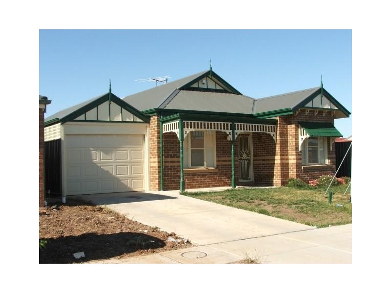 17 Mundi Crescent, Wyndham Vale VIC 3024