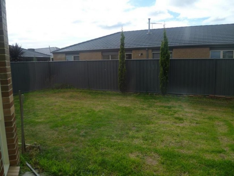 17 Mundi Crescent, Wyndham Vale VIC 3024
