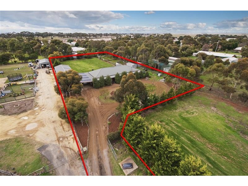 41 Flinders Street, Little River VIC 3211