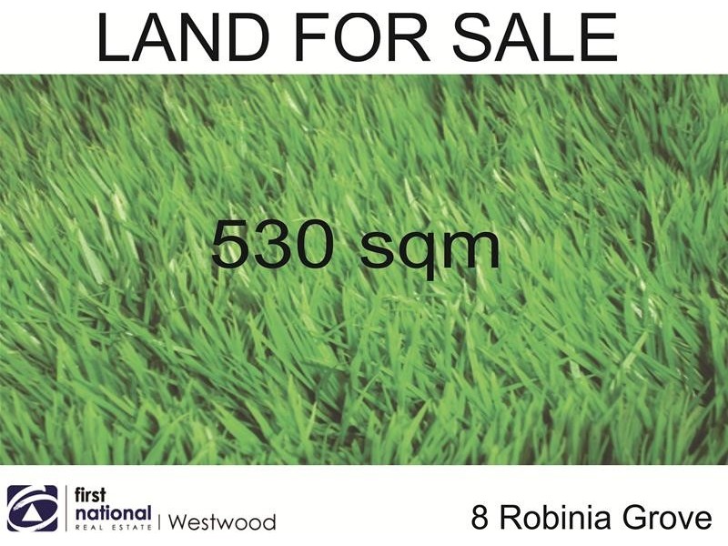 8 Robinia Grove, Werribee VIC 3030