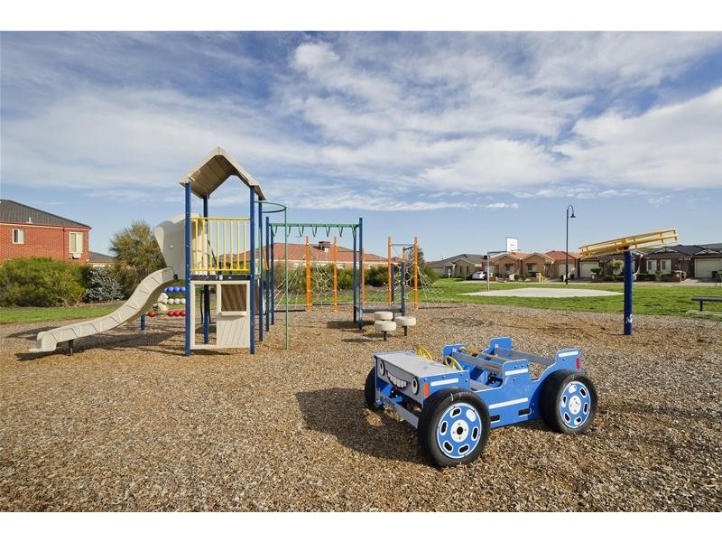 9 Lucy Close, Tarneit VIC 3029