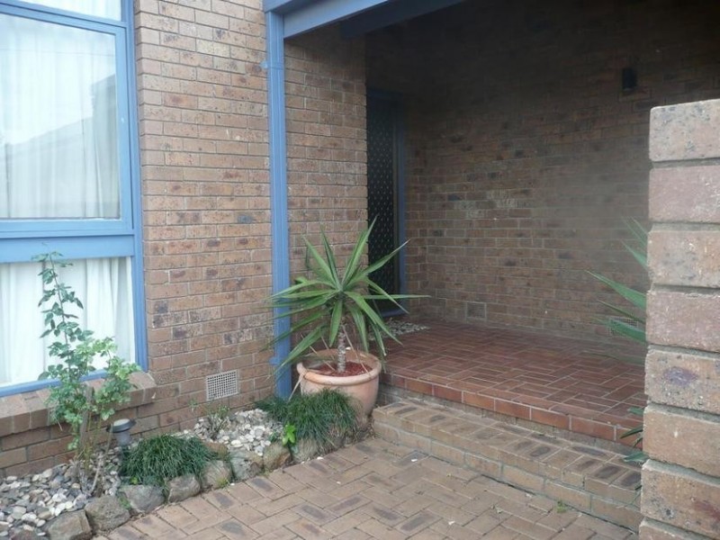 4 KAMERUKA CRT, Werribee VIC 3030