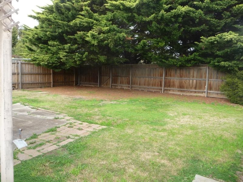 39 Claremont Crescent, Hoppers Crossing VIC 3029
