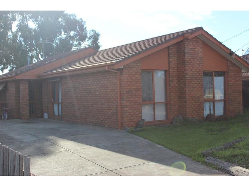 28 Bourke Crescent, Hoppers Crossing VIC 3029