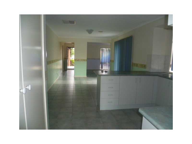 18 Rosedale Place, Wyndham Vale VIC 3024