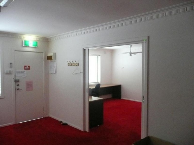 2/3 Synnot Street, Werribee VIC 3030