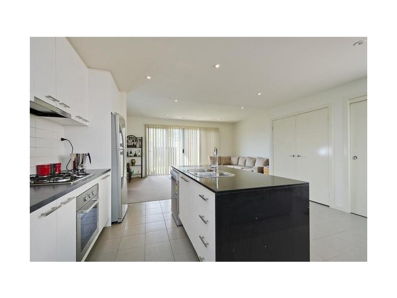 14 Picton Lane, Point Cook VIC 3030