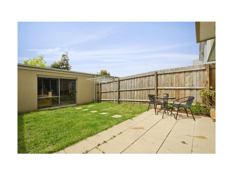14 Picton Lane, Point Cook VIC 3030