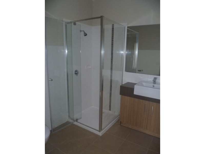 1B Buckhurst Way, Tarneit VIC 3029