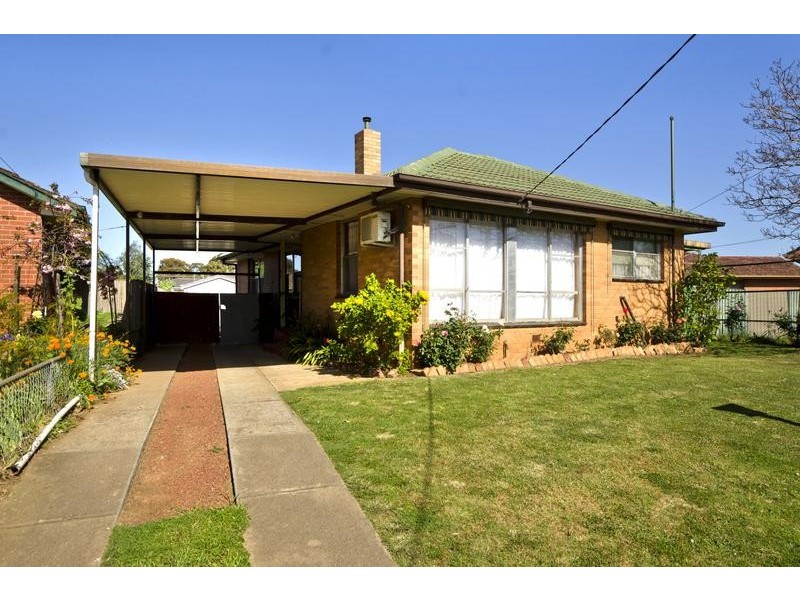 27 Willow Street, Werribee VIC 3030
