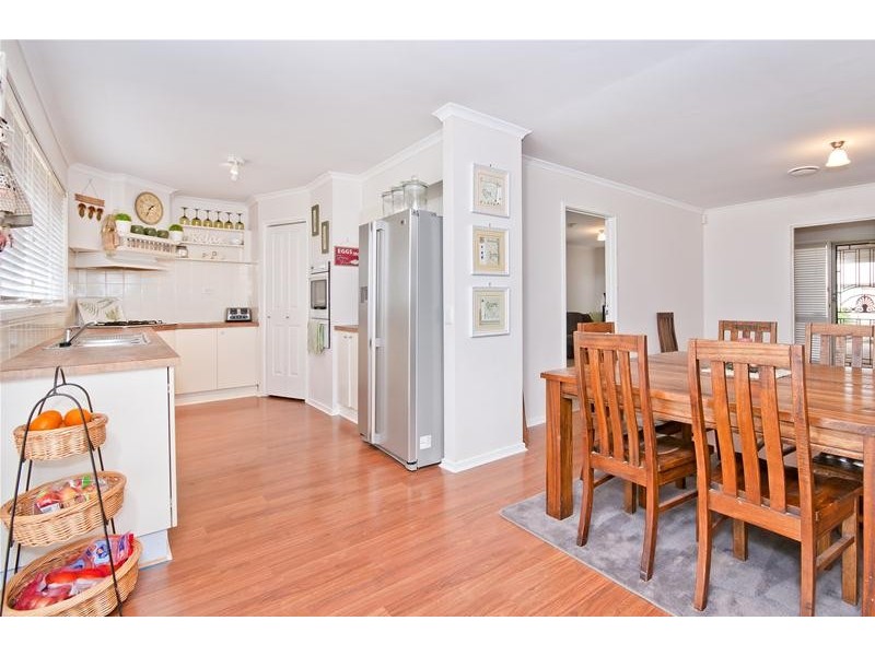 14 Enfield Avenue, Werribee VIC 3030