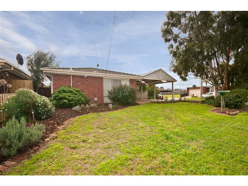 14 Enfield Avenue, Werribee VIC 3030