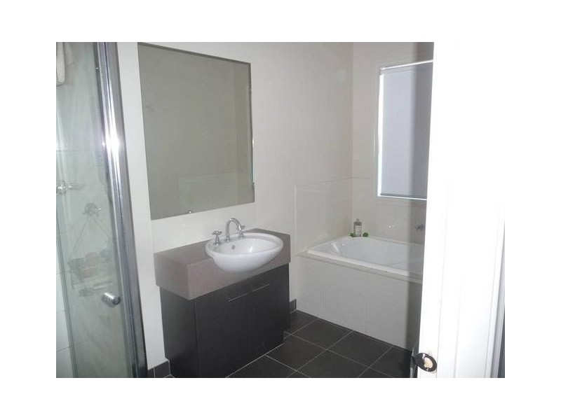 1 Archibald Chase, Point Cook VIC 3030